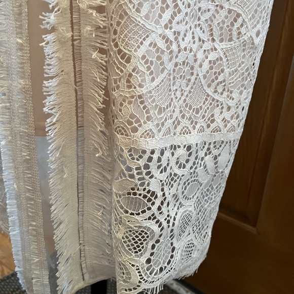 Tadashi Shoji Vow Renewal, 2nd Marriage, Anniversary Party, or Wedding Dress - Picture 9 of 14